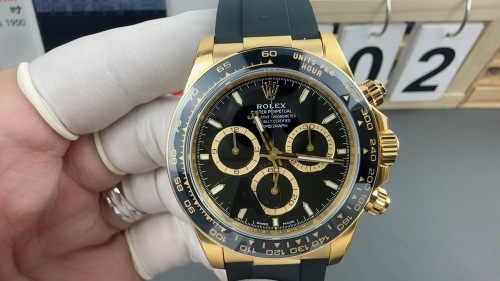 Rolex Cosmograph Daytona Oyster 40mm  yellow gold   M126518LN-0008