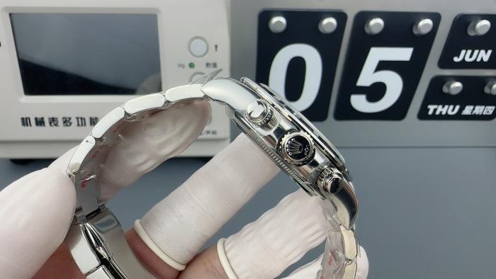  Rolex Cosmograph Daytona Oyster 40mm white gold M126509-0003