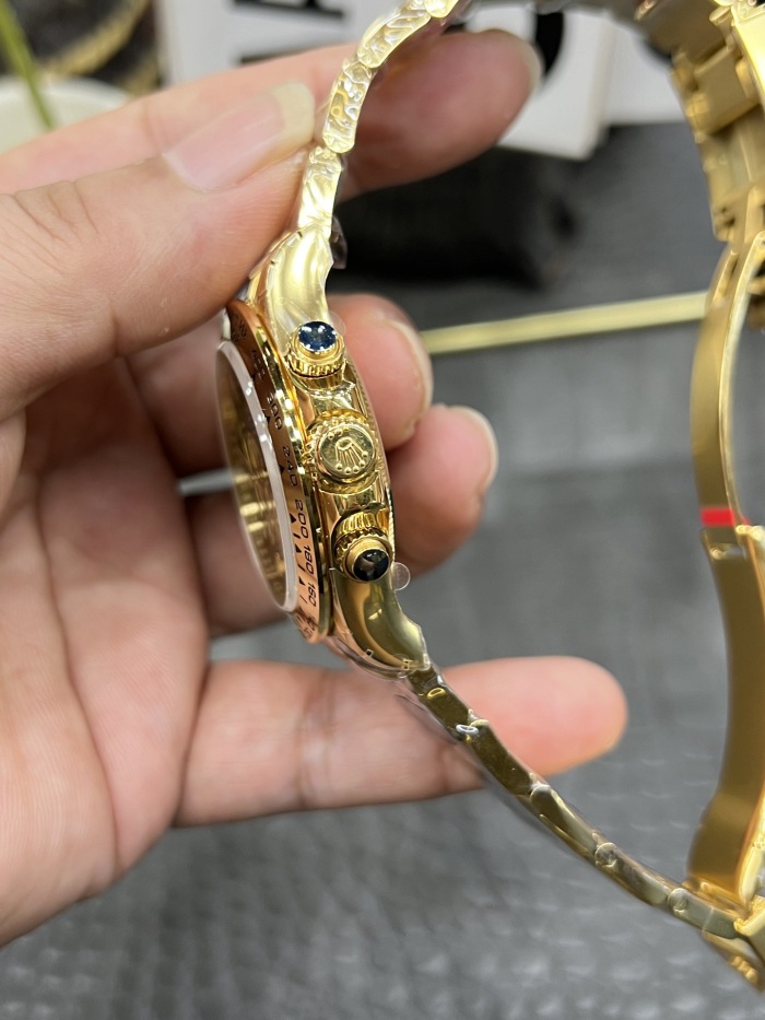 Rolex Cosmograph Daytona Oyster 40 mm  Yellow gold  M126508