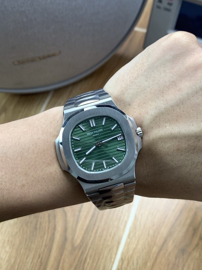 Patek Philippe Nautilus ref 5711/1A‑014 40mm Stainless Steel
