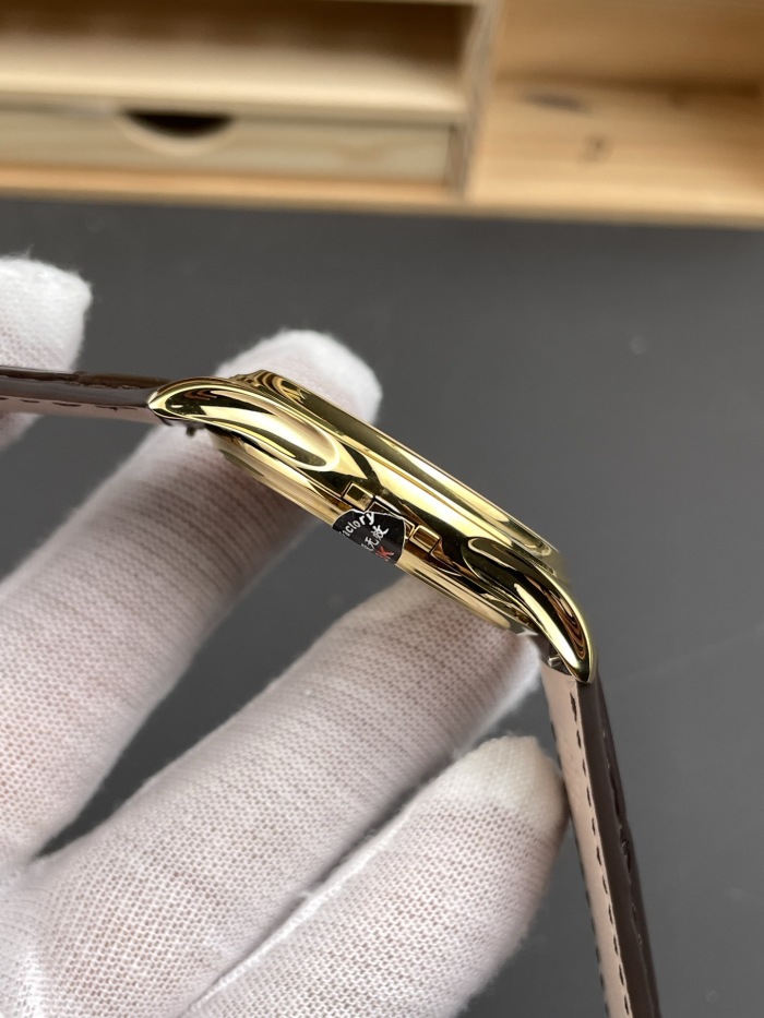 Patek Philippe Calatrava Date Yellow Gold Watch ref 5227J‑001 39mm