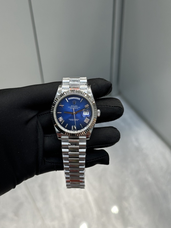Rolex Day-Date 40 Oyster 40mm White gold M228239-0076