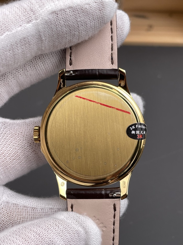 Patek Philippe Calatrava Date Yellow Gold Watch ref 5227J‑001 39mm