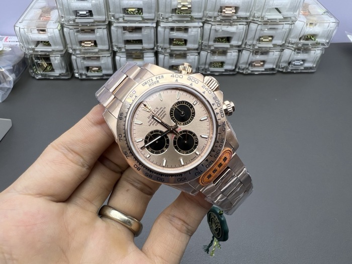 Rolex Cosmograph Daytona Oyster 40mm Everose gold M116505-0016
