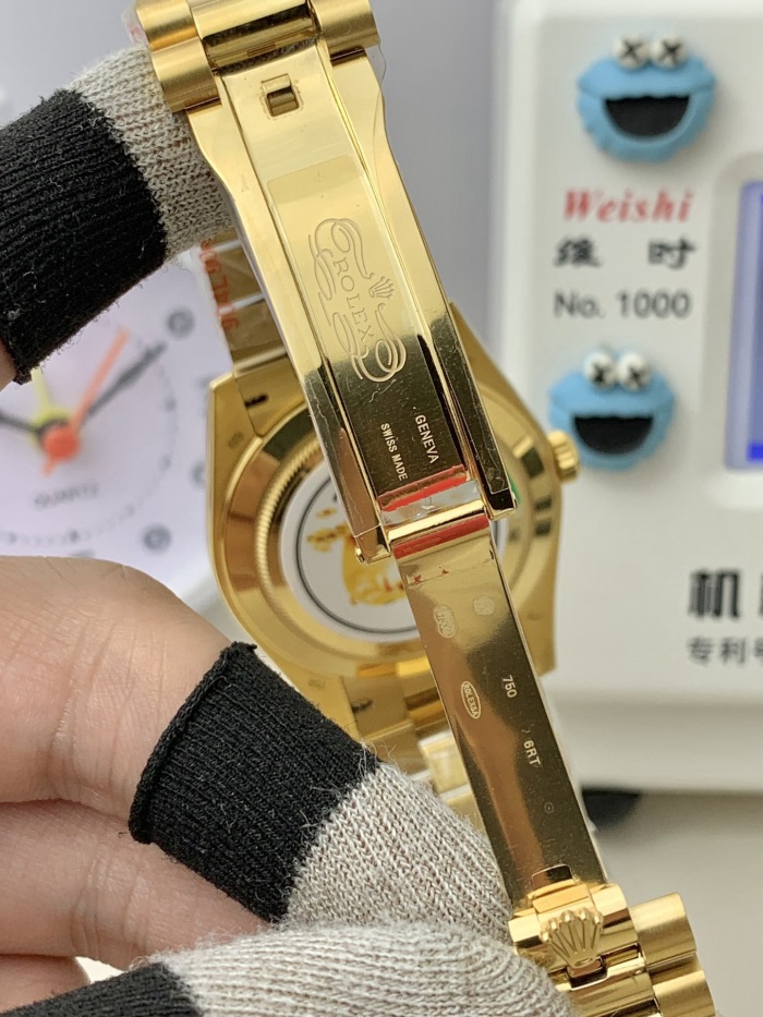 Rolex Day-Date 40 Oyster 40mm yellow gold M228238-0061
