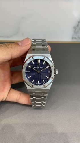 Audemars Piguet Royal Oak Selfwinding 41mm Ref. 15500ST.OO.1220ST.01