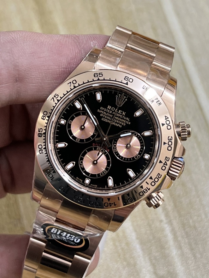 Rolex Cosmograph Daytona Oyster 40mm  Everose gold M126505-0001