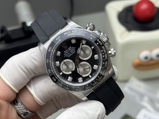Rolex Cosmograph Daytona Oyster 40mm white gold  M126519LN-0004