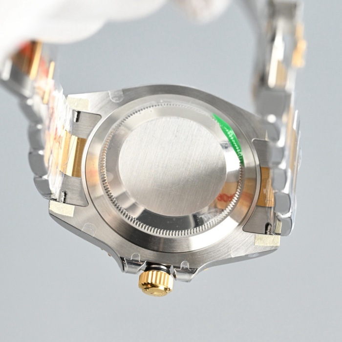 Rolex Submariner  41mm Oystersteel and yellow gold  M126613ln-0002