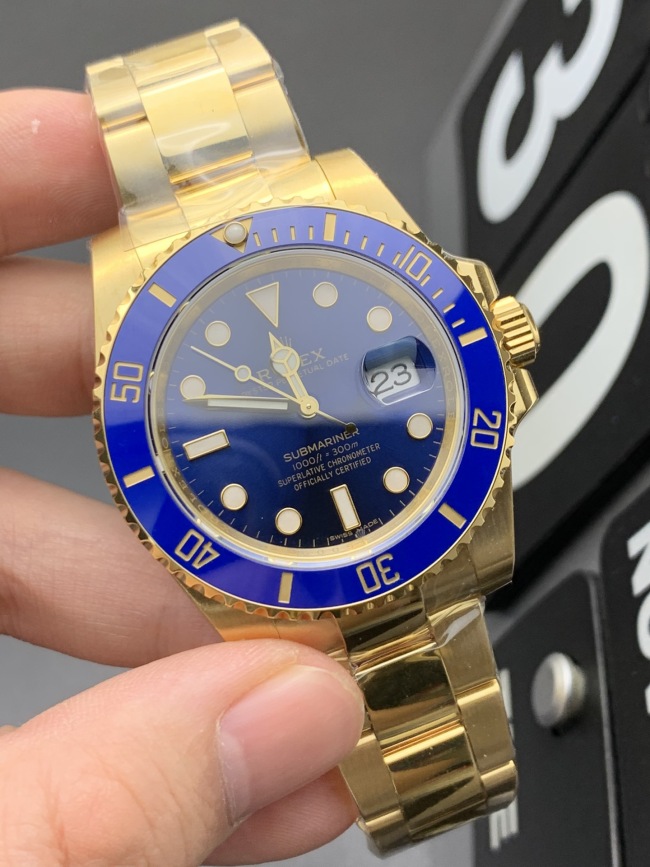 Rolex Submariner Date Oyster 40mm yellow gold m116618lb-0003