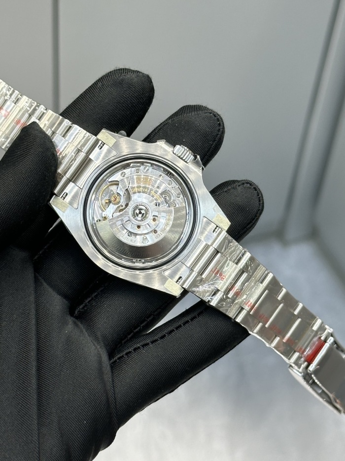  Rolex Submariner Oyster 40mm Oystersteel 114060-0002