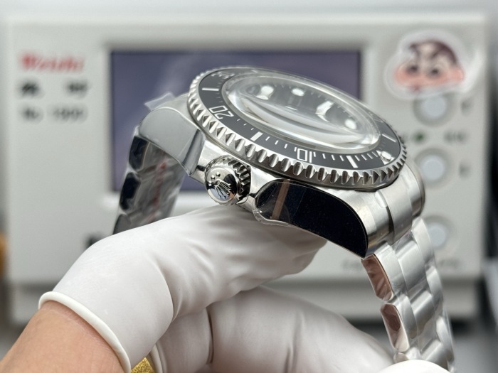 Rolex Submariner Oyster 40mm Stainless Steel 14060M