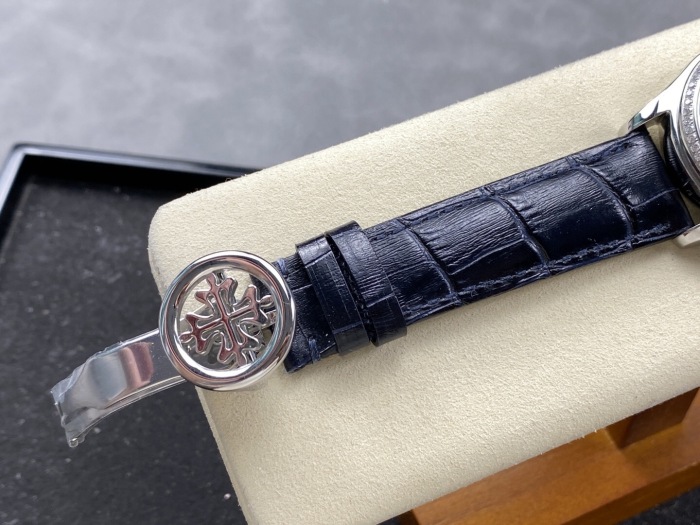 Patek Philippe Complications ref 5147G-001 39mm White Gold