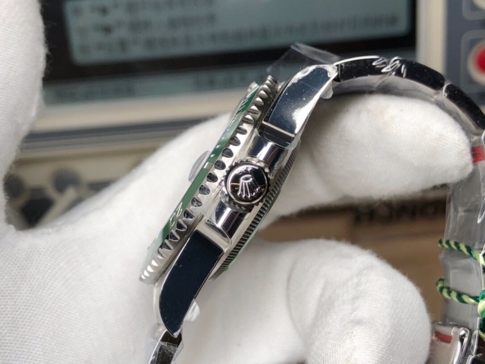 Rolex Submariner Date Oyster 40mm Oystersteel 116610LV-0002