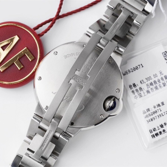 Ballon Bleu de Cartier watch CRW4BB0016 - 33mm