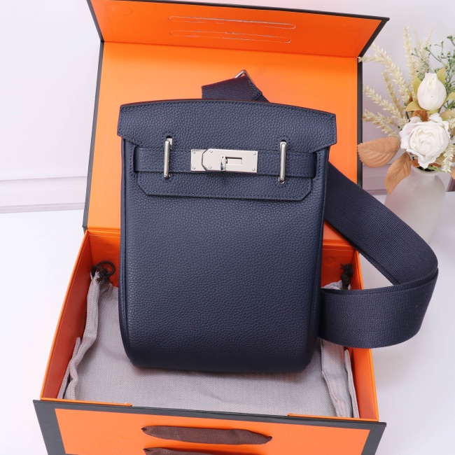Hermes Hac a Dos 18 Etoupe Shoulder Bags Size 18*8*26cm