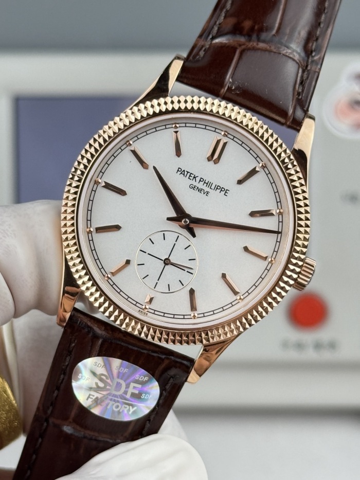 Patek Philippe Calatrava ref 6119R‑001 Rose Gold 39mm