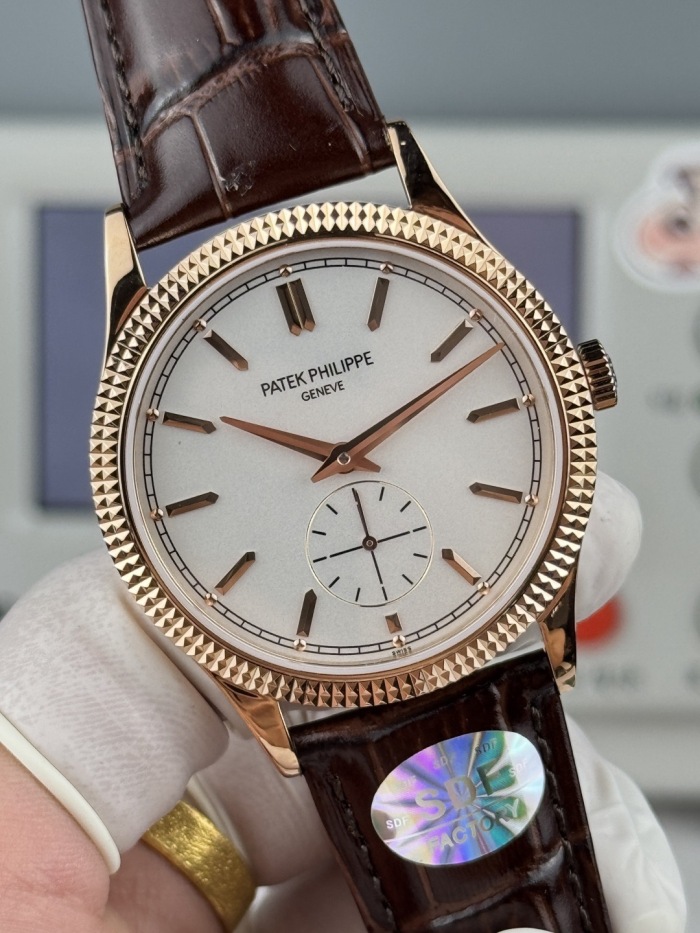 Patek Philippe Calatrava ref 6119R‑001 Rose Gold 39mm