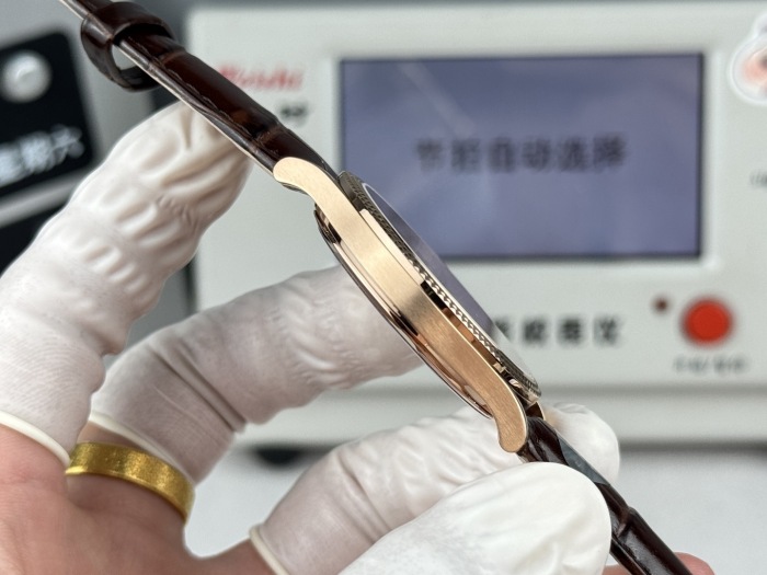 Patek Philippe Calatrava ref 6119R‑001 Rose Gold 39mm