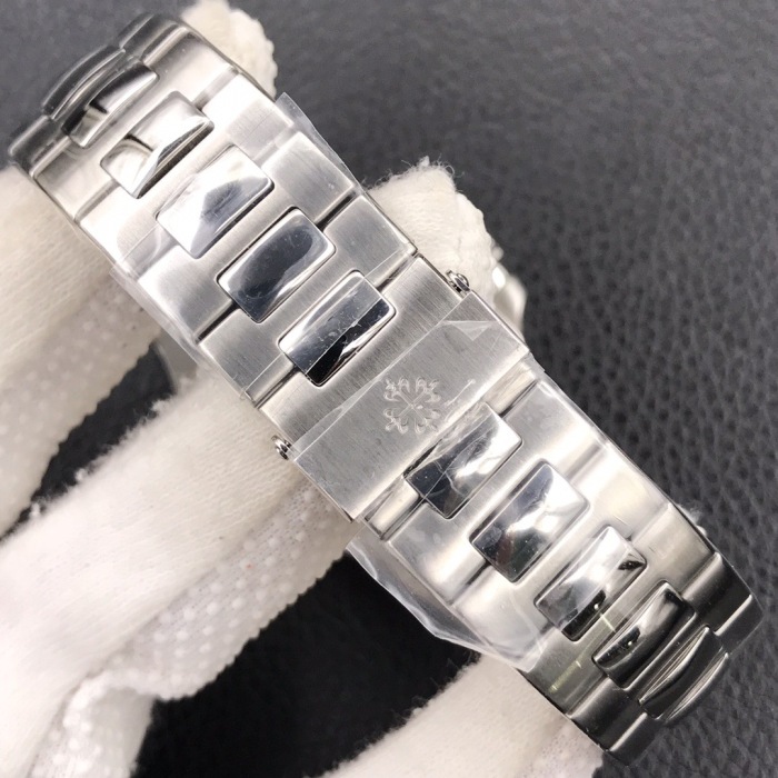 Patek Philippe Nautilus ref 5711/1A‑011 40mm Stainless Steel
