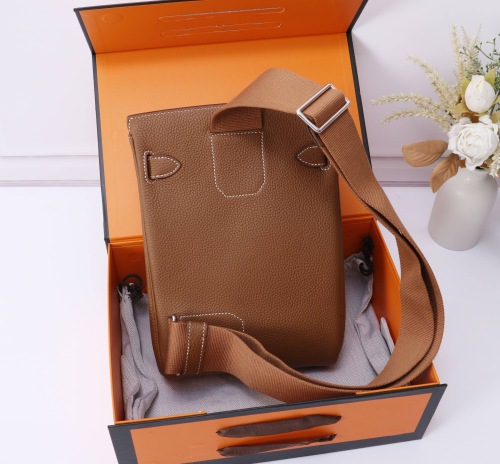 Hermes Hac a Dos 18 Etoupe Shoulder Bags Size 18*8*26cm