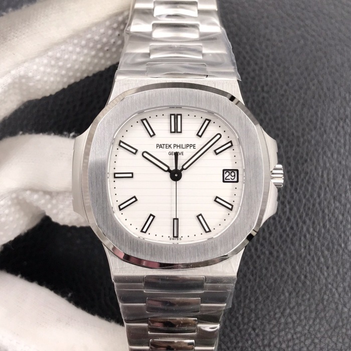 Patek Philippe Nautilus ref 5711/1A‑011 40mm Stainless Steel