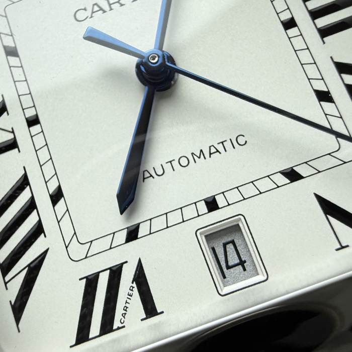 Santos de Cartier watch CRWSSA0009 - 39.8mm WSSA0029 - 35.1mm WSSA0067 - 27mm