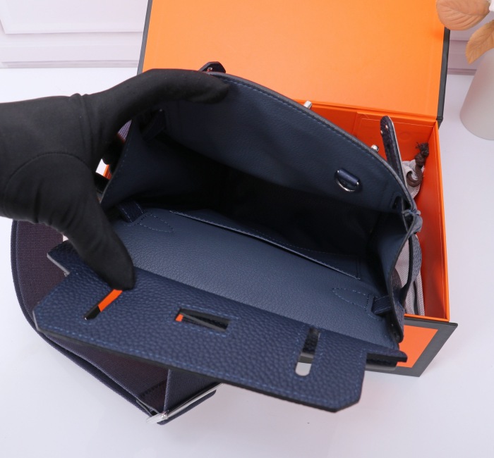 Hermes Hac a Dos 18 Etoupe Shoulder Bags Size 18*8*26cm