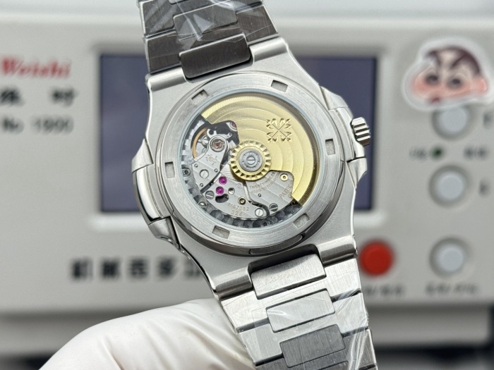 Patek Philippe Nautilus Perpetual Calendar White Gold ref 5740/1G‑001 40mm