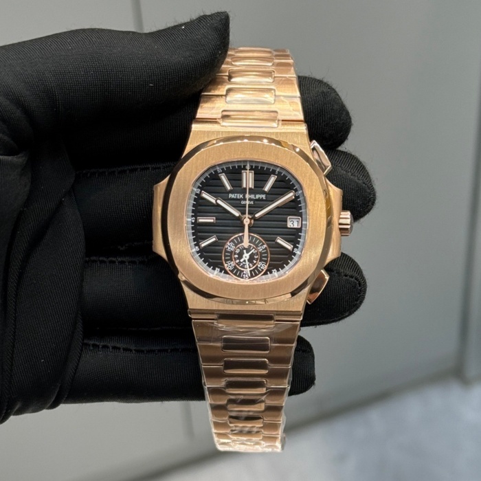 Patek Philippe Nautilus ref 5980/1R‑001 40.5mm Rose Gold