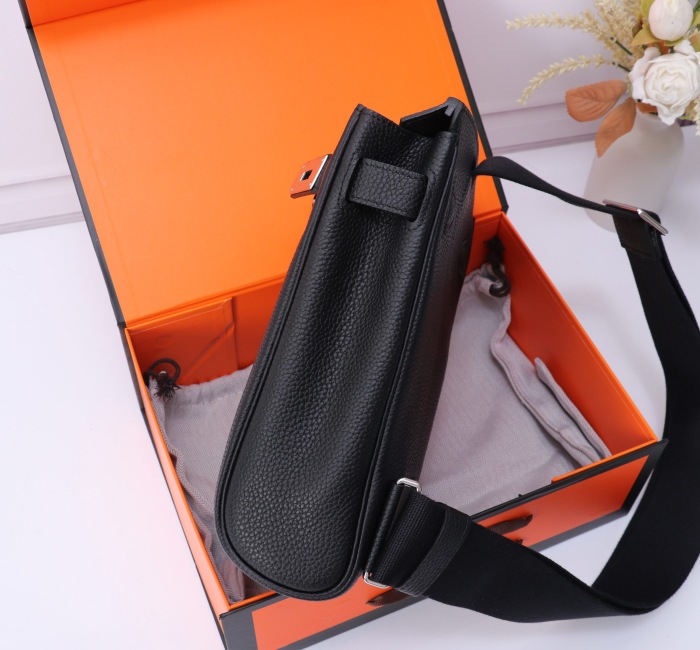 Hermes Hac a Dos 18 Etoupe Shoulder Bags Size 18*8*26cm
