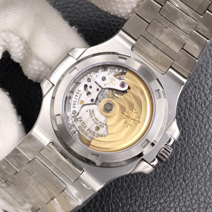 Patek Philippe Nautilus ref 5711/1A‑011 40mm Stainless Steel