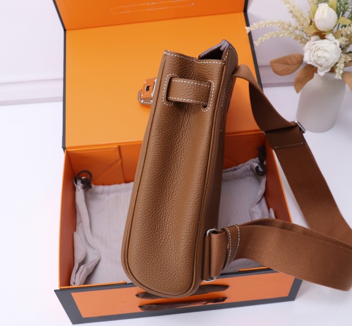 Hermes Hac a Dos 18 Etoupe Shoulder Bags Size 18*8*26cm