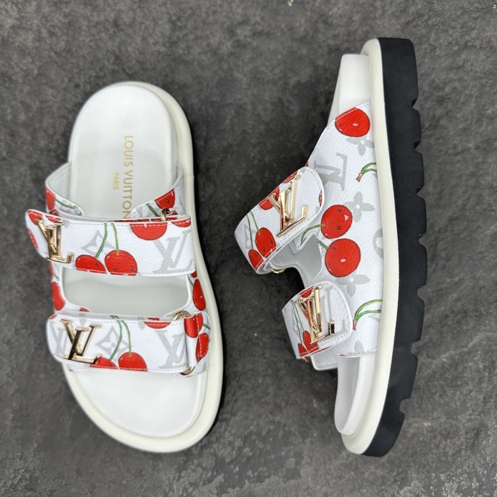 Louis Vuitton 2026ss LV x TM POOL PILLOW COMFORT Sandals Slippers Size 36-41