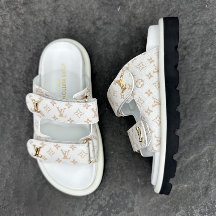 Louis Vuitton 2026ss LV x TM POOL PILLOW COMFORT Sandals Slippers Size 36-41
