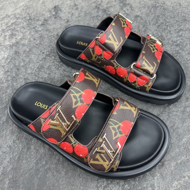 Louis Vuitton 2026ss LV x TM POOL PILLOW COMFORT Sandals Slippers Size 36-41