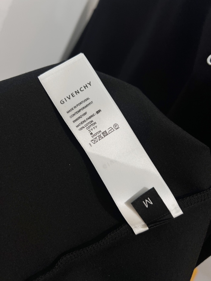 Givenchy 2026ss New  T Shirt Size S-XL