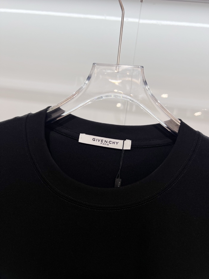 Givenchy 2026ss New  T Shirt Size S-XL