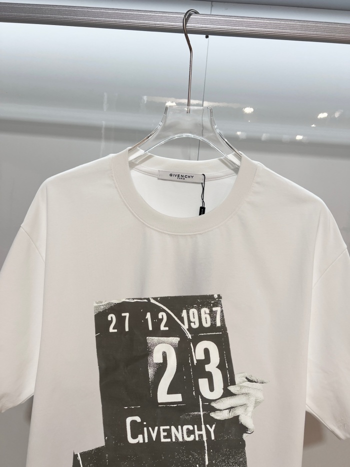 Givenchy 2026ss New  T Shirt Size S-XL