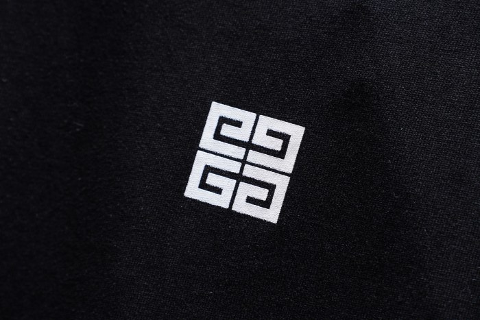 Givenchy 2026ss New T Shirt  Size S-XL