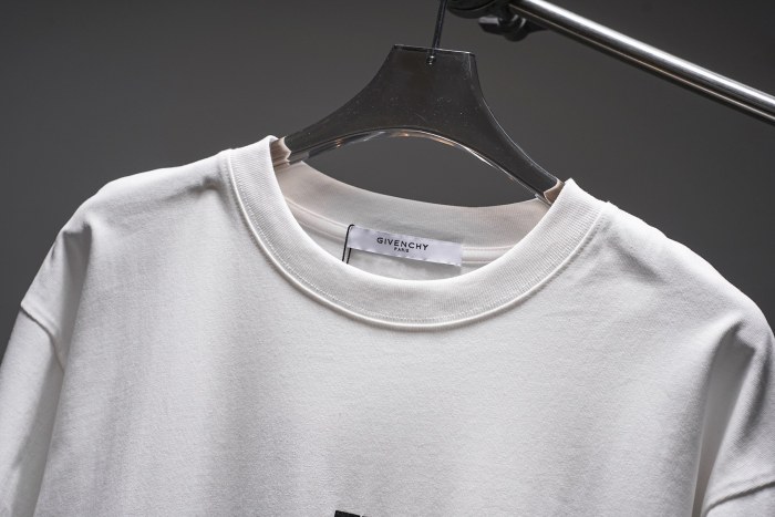 Givenchy 2026ss New T Shirt  Size S-XL