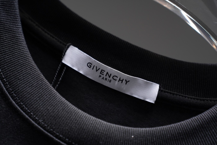 Givenchy 2026ss New T Shirt  Size S-XL