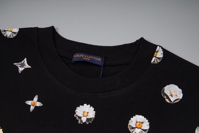 Louis Vuitton 2026ss New  T Shirt  Size XS-M
