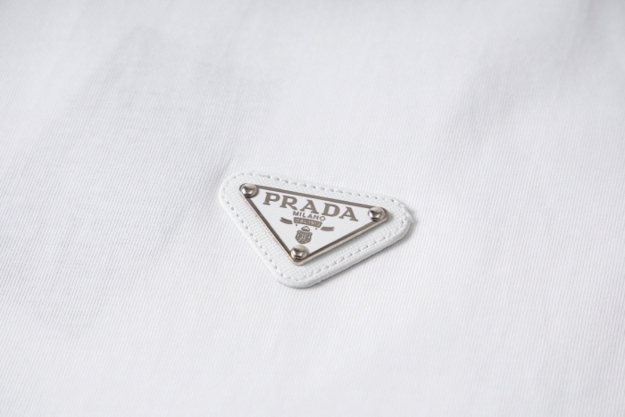 Prada 2026ss New  T Shirt  Size XS-M