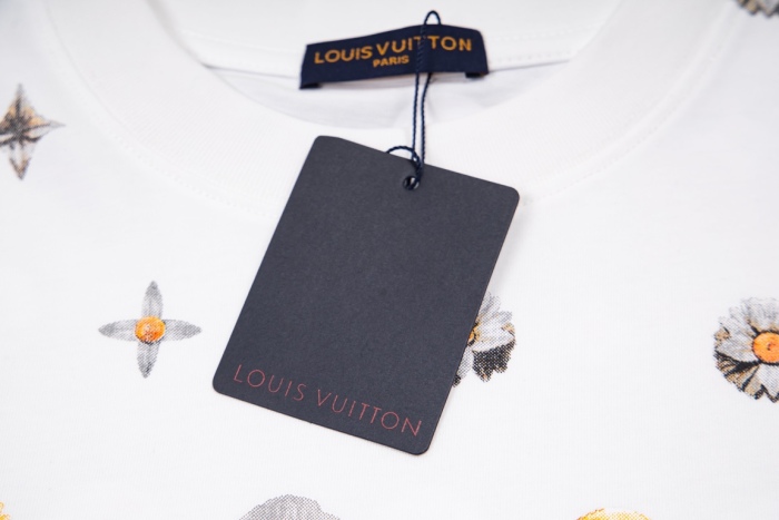 Louis Vuitton 2026ss New  T Shirt  Size XS-M
