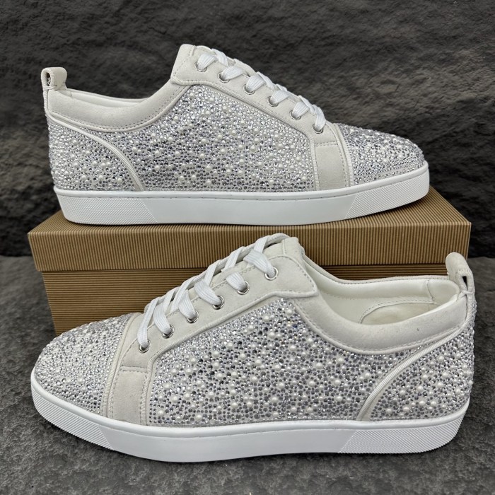 Christian Louboutin Vieira Spikes 2026ss Sneaker Size 36-46