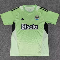 25-26 Newcastle Goalkeeper Fans Soccer Jersey 25-26 Newcastle Goalkeeper Fans Soccer Jersey