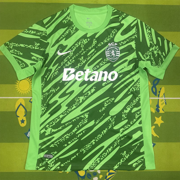 25-26 Sporting Lisbon Green Goalkeeper Fans Soccer Jersey 1:1 Thai Quality