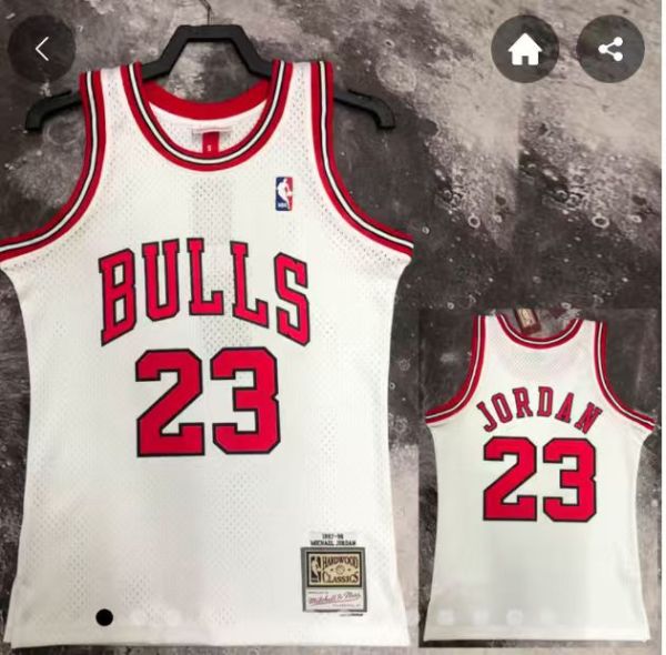 1997‑98 Chicago Bulls Michael Jordan #23 Hardwood Classics Jersey
