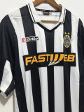 2001-2002 JUV Home Retro Soccer Jersey